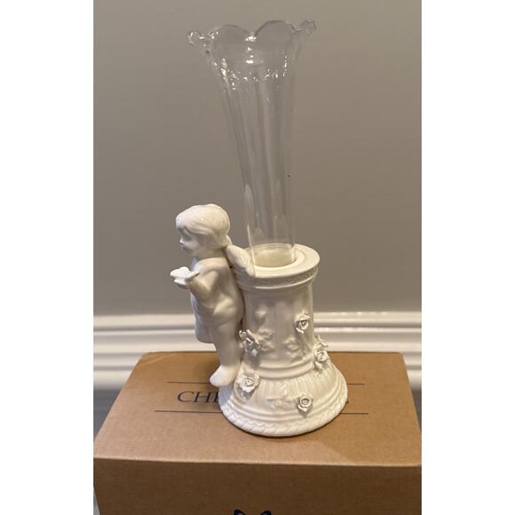 New AVON 2002 Beautiful Vintage Cherub Vase w/ Rose Design Gift Decoration NIB - Picture 2 of 8